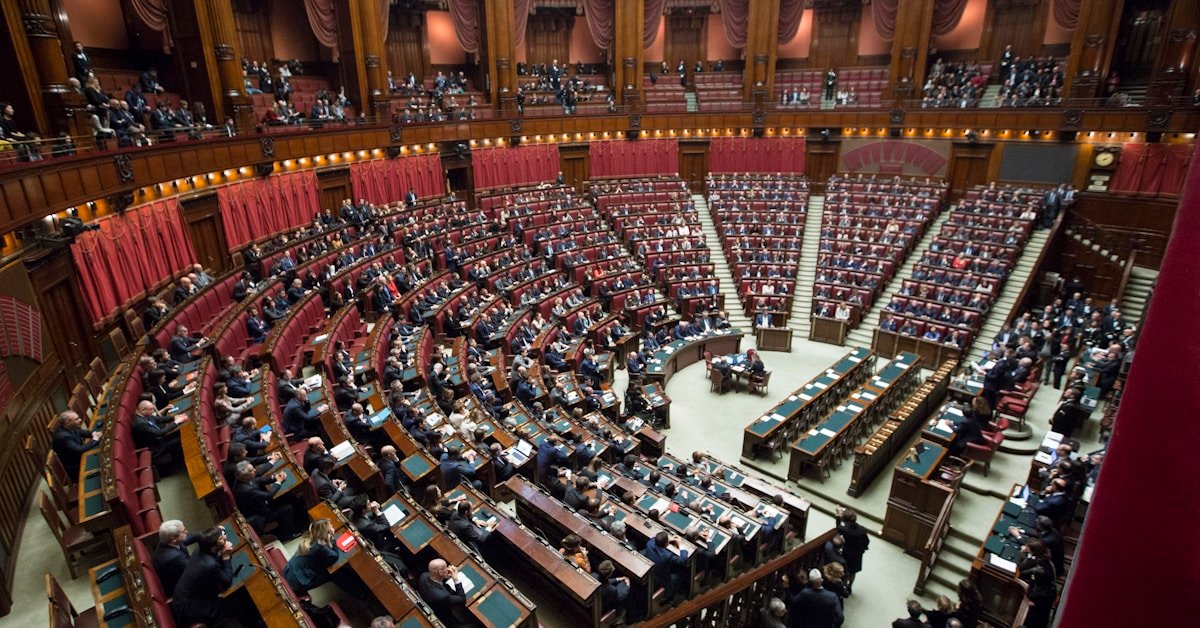 US Drops Cartel Leadership Charges Against Venezuela's Maduro in Major Policy Shift