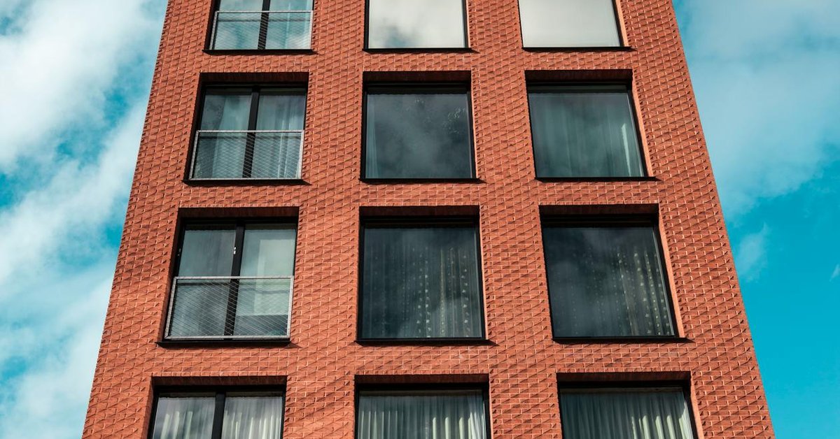 Paris Building Floor Collapses During Birthday Party, At Least 20 Injured